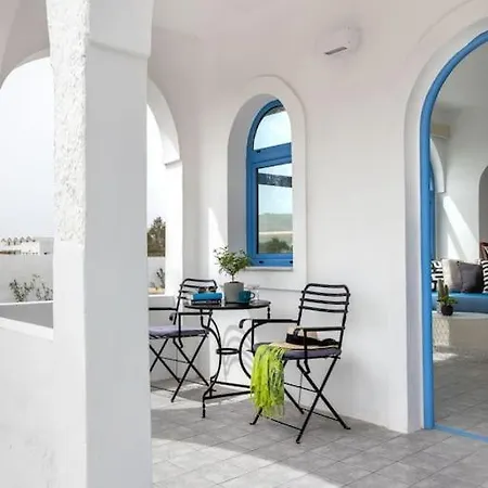 Beach House Perivolos Santorini Apartman *